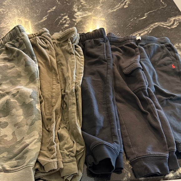 Toddler boy swear pant bundle - Picture 1 of 7